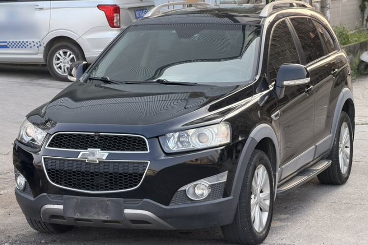 Used Chevrolet Captiva 2014 2.4L 4x4 Flagship Edition 7 Seats