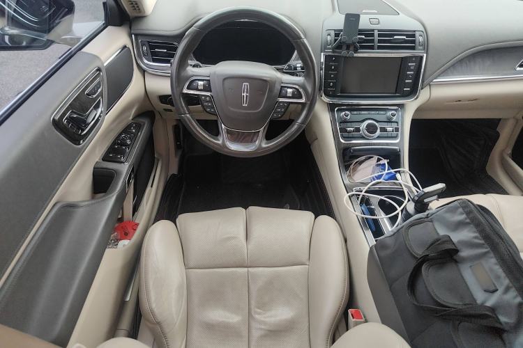 Used Lincoln Continental 2019 2.0T Two-Wheel Drive Luxury Edition China VI Standard