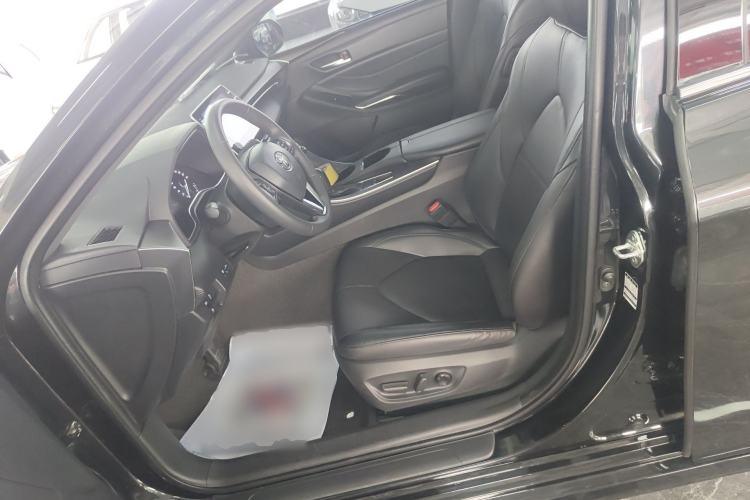 Used Toyota Avalon 2019 2.0L Luxury Edition China VI Standard
