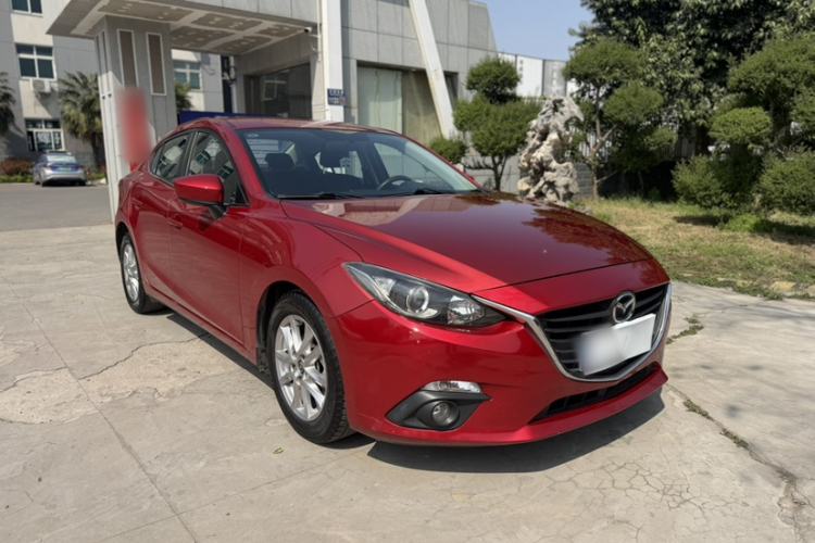 Used Mazda 3 Axela 2016 Sedan 1.5L Manual Comfort Model