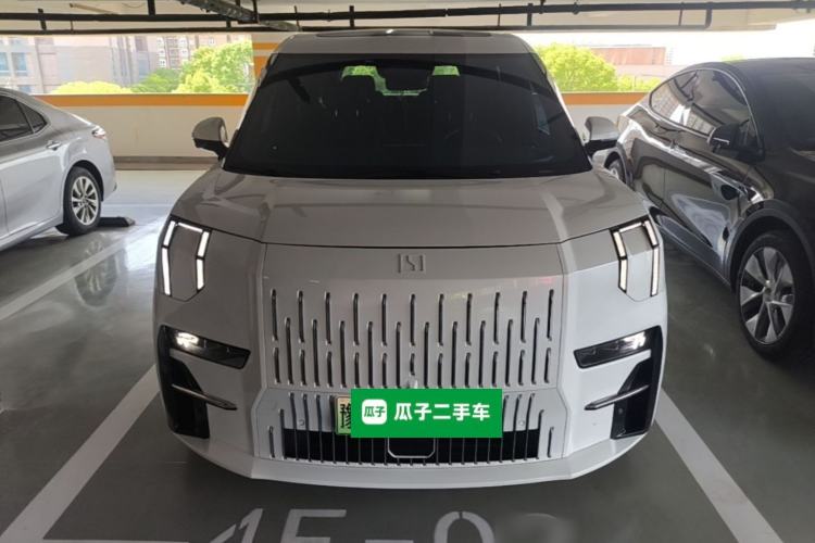 Used Zeekr 009 2022 ME Edition
