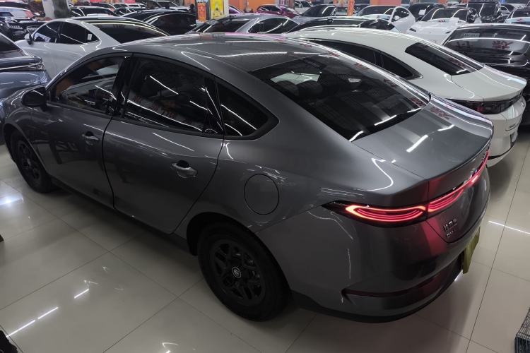 Used BYD Qin PLUS 2025 DM-i Smart Drive 55KM Leading Model