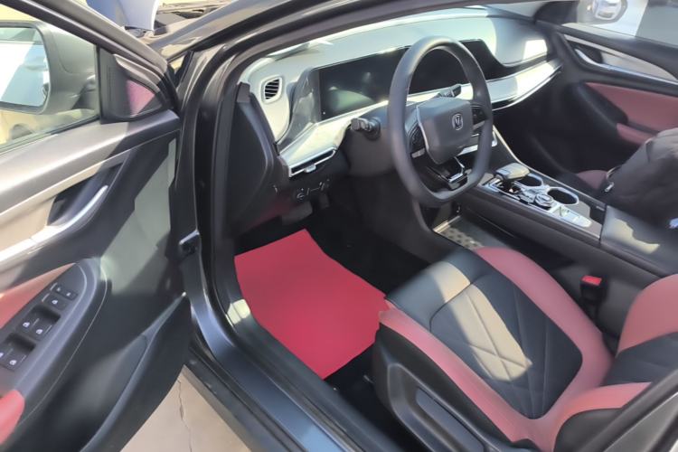 Used CHANGAN Eado 2022 PLUS Blue Whale NE 1.4T GDI DCT Prestige Edition Driver Seat