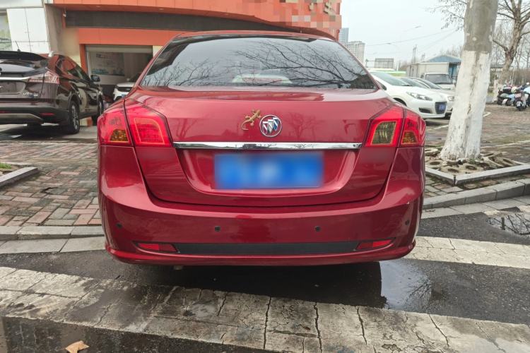 Used Buick Excelle 2015 1.5L Automatic Classic Model
