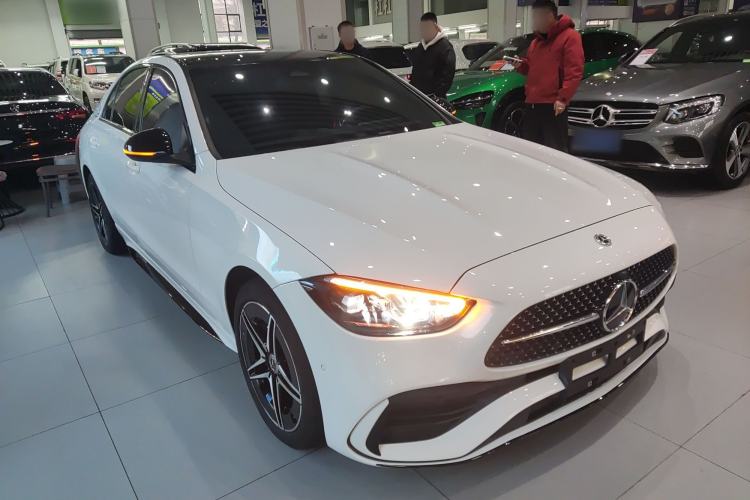 Used Mercedes-Benz C-Class 2023 Restyled C 260 L Night Edition Sports Version
