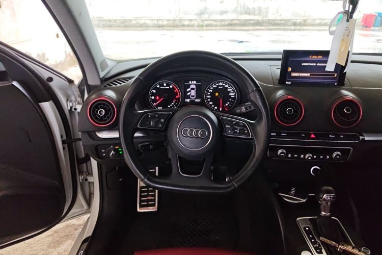 Used Audi A3 2020 Limousine 35 TFSI Sporty Version China VI Steering Wheel