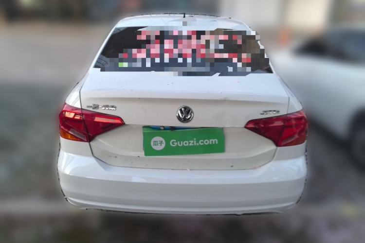 Used Volkswagen Jetta 2017 1.4L Manual Fashion Edition
