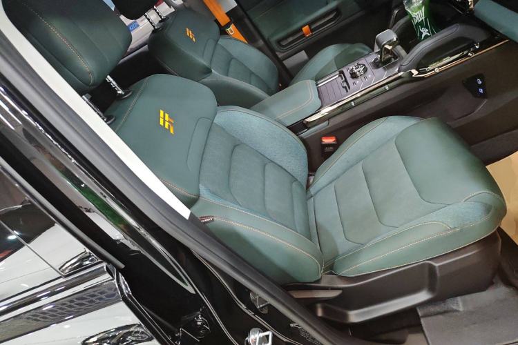 Used JETOUR Traveler 2023 1.5T Two-Wheel Drive Discovery PRO