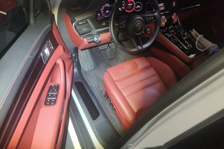 Used Porsche Panamera 2023 Facelifted Panamera 2.9T Platinum Edition