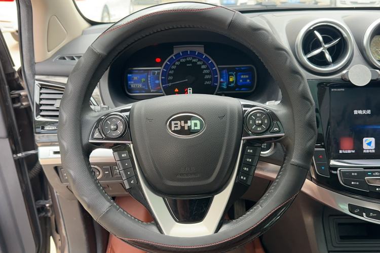 Used BYD S7 2017 2.0T Automatic Prestige Edition
