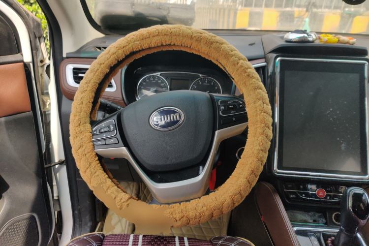 Used SWM X7 2017 1.5T Automatic Smart Enjoyment Version 7 Seats
