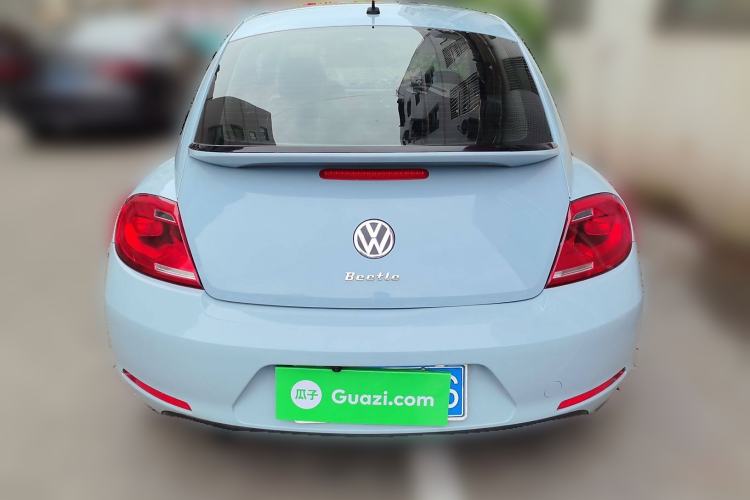 Used Volkswagen Beetle 2015 180TSI model
