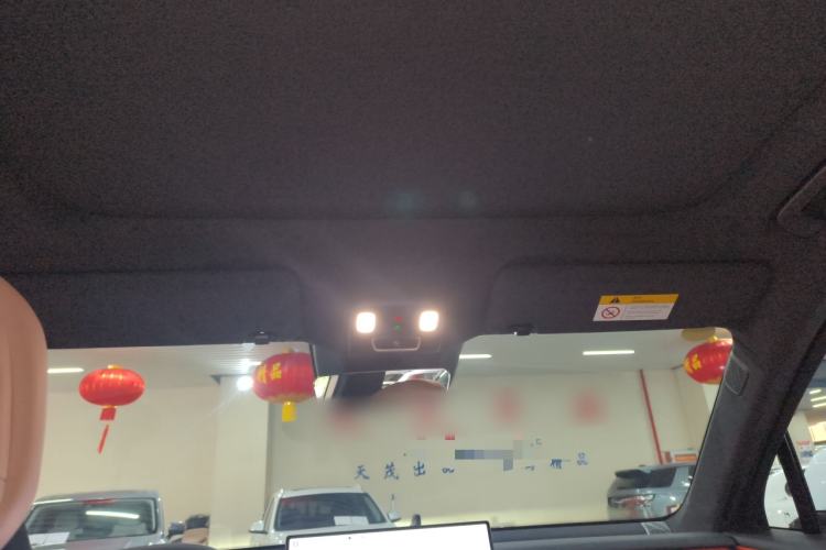 Used ONVO Luxeed L90 2025 Model—Max Six-Seater Version