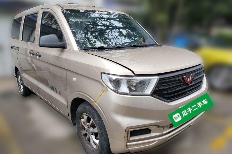 Used Wuling Hongguang V 2019 1.5L Jingqu Version China VI LAR Front Right 45 Deg