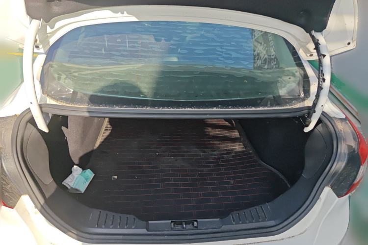 Used Ford Focus 2012 Sedan 1.6L Automatic Fashion Edition Trunk