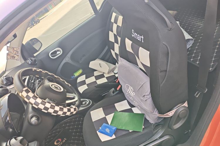 Used smart fortwo 2015 1.0L 52 kW Hardtop Passion Edition Left Front Seat
