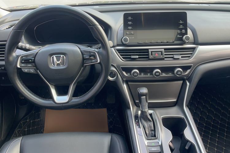 Used Honda Accord 2018 260TURBO Elite Edition China VI Center Console