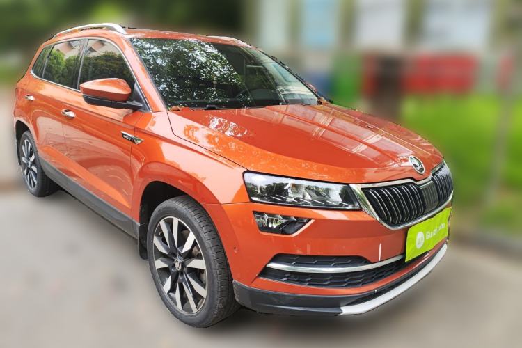 Used Skoda Karoq 2020 TSI280 Luxury Smart Edition China VI Standard Front Right 45 Deg