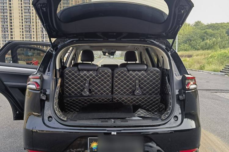 Used BYD Tang 2018 2.0T Automatic Smart Connect Prestige 7-Seater China V Standard