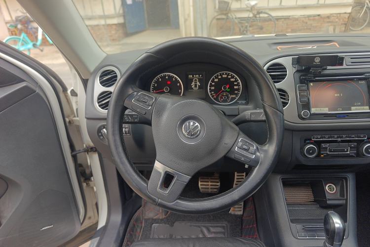 Used Volkswagen Tiguan 2012 1.8TSI Automatic All-Wheel Drive Elite Edition Steering Wheel