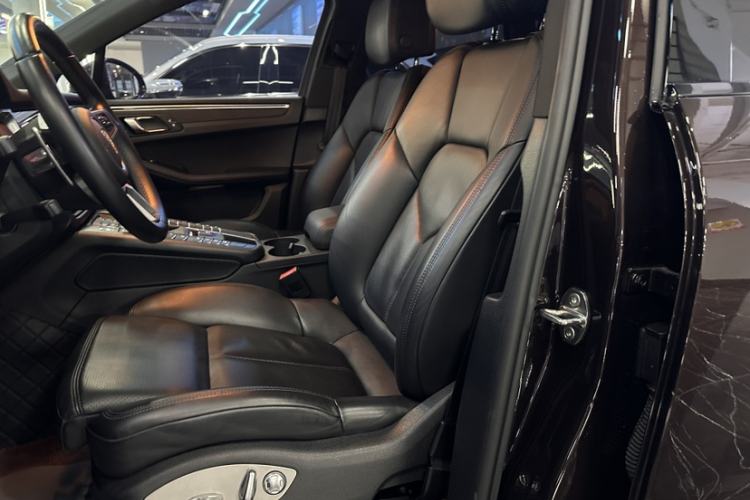 Used Porsche Macan 2021 Macan 2.0T