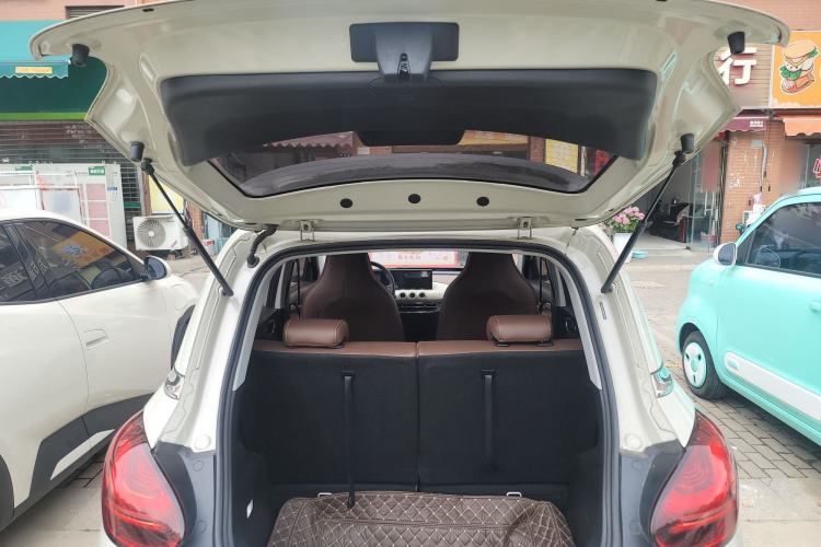 Used Wuling Bingo 2023 333 km Enjoyment Version Trunk