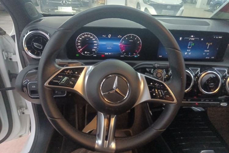 Used Mercedes-Benz A-Class 2023 A 180 L Steering Wheel