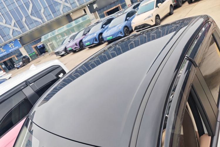 Used Wuling Hongguang MINIEV 2025 Four-Door Version Zhenxiang+ Edition Roof