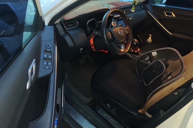 Used JMC Yusheng S330 2016 1.5L GTDi Automatic Two-Wheel Drive Prestige Edition Driver Seat