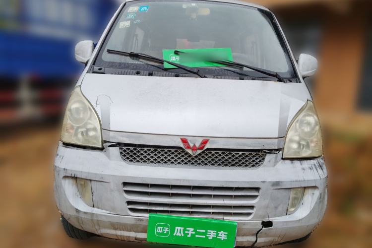 Used Wuling Rongguang 2011 1.2L Standard Version
