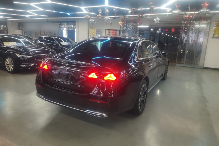 Used Mercedes-Benz E-Class New Energy 2024 E 350 e L Plug-in Hybrid Sedan Rear Right 45 Deg