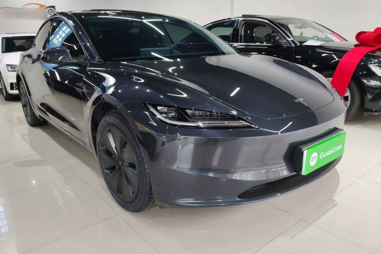 Used Tesla Model 3 2025 Rear-Wheel-Drive Version Front Right 45 Deg