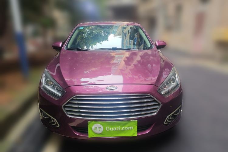 Used Ford Escort 2015 1.5L Automatic Fashion Model