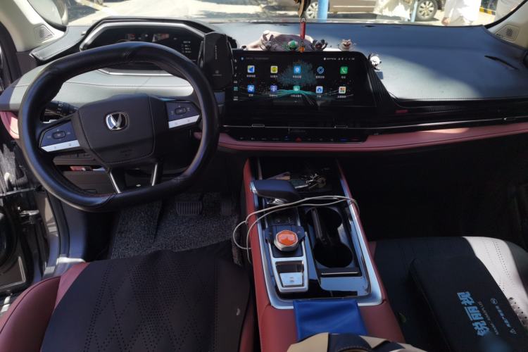 Used CHANGAN CS55PLUS 2024 3rd Generation 1.5T DCT Prestige Model Center Console