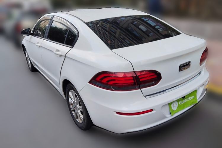 Used Qoros 3 2018 Sedan 1.6L Automatic Leading Model
