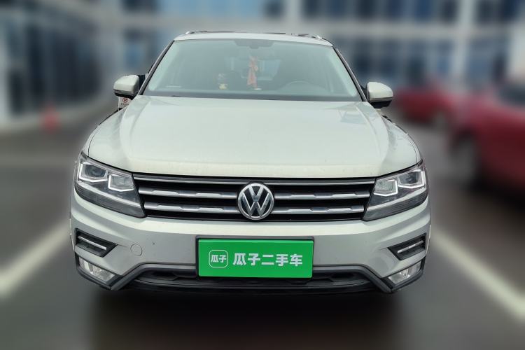 Used Volkswagen Tiguan L 2019 Updated Version 330TSI Automatic Two-Wheel Drive Panoramic Comfort Edition China VI Standard Front
