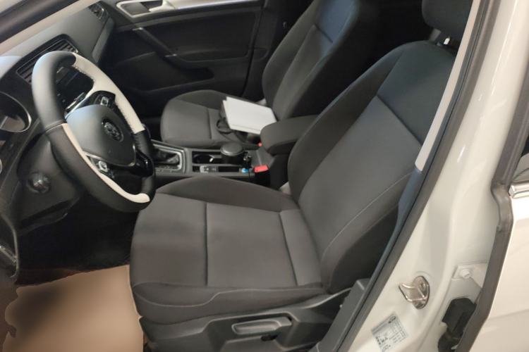 Used Volkswagen Golf 2020 200TSI DSG Comfortable and Ambitious Edition