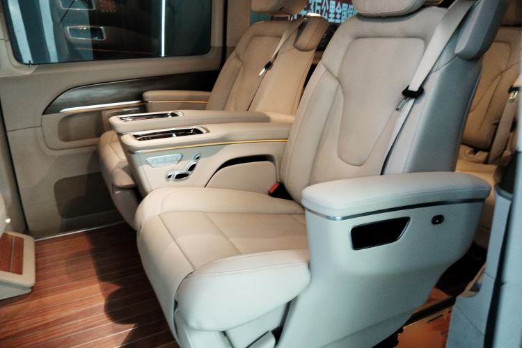 Used Mercedes-Benz V-Class 2020 V 260 L Long-wheelbase Luxury Edition