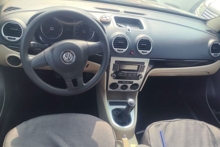 Used Volkswagen Lavida 2013 Classic 1.6L Manual Fashion Edition