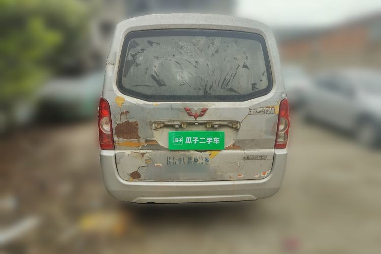 Used Wuling Rongguang 2011 1.2L Base Version
