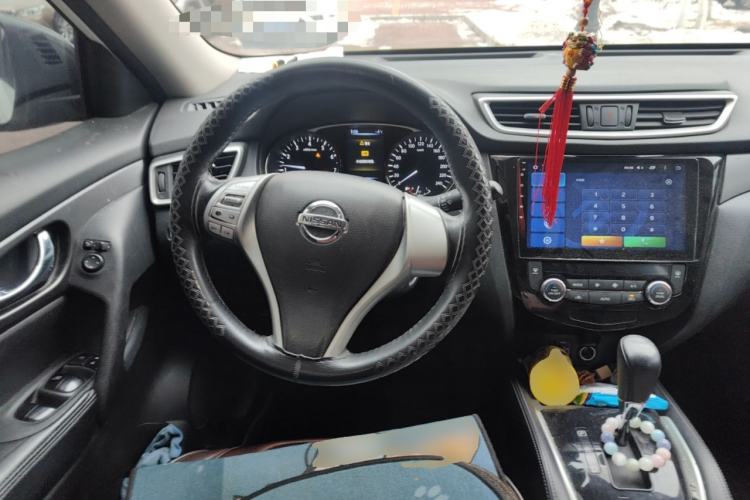 Used Nissan X-Trail 2015 2.0L CVT Comfort MAX Edition 2WD
