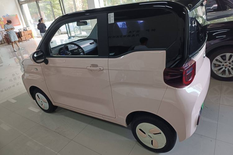 Used Chery New Energy QQ Ice Cream 2022 170km Sundae Phosphate Lithium-Ion