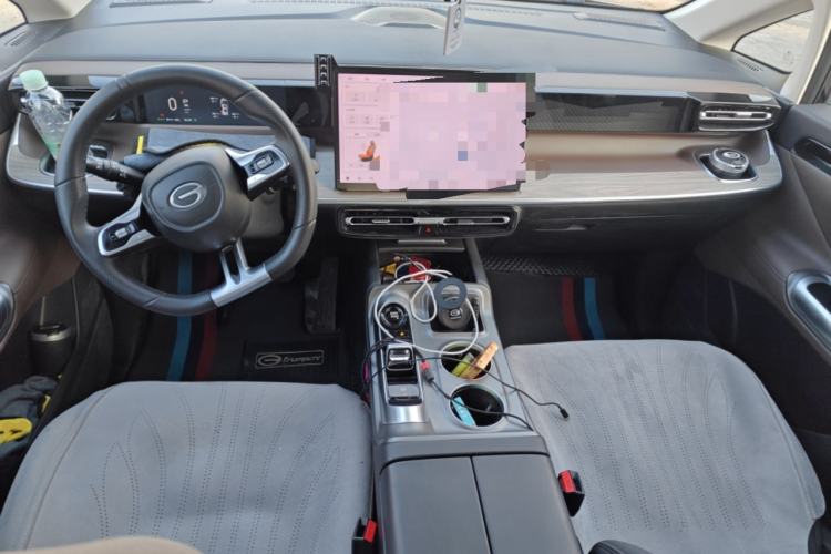 Used GAC Trumpchi E8 2024 Honor Series 2.0L Honor Edition Center Console