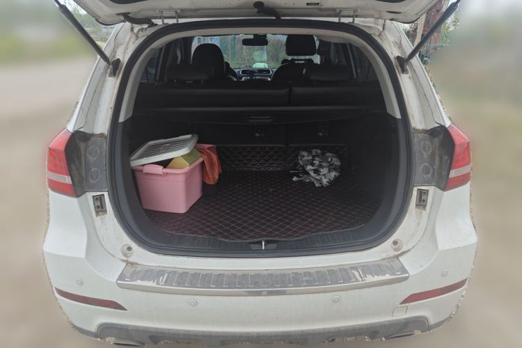 Used Haval H2 2016 Red-Label 1.5T Automatic Two-Wheel Drive Luxury Model Trunk