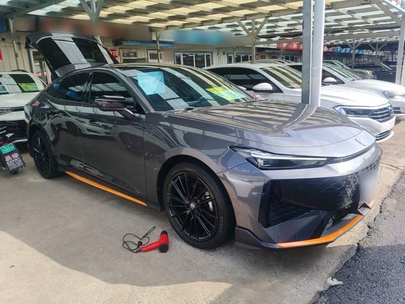 Used CHANGAN UNI-V 2024 1.5T Prestige Sport Edition — 3