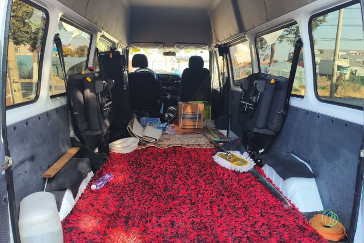 Used JMC Transit 2021 2.8T Space King Standard Version Long Wheelbase Mid-Height Roof Rear Single Tire – Step 6-Seater Diesel China VI Emission Standard JX493
