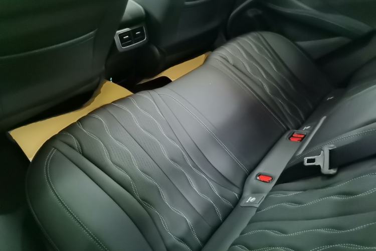 Used BYD Seal 06 New Energy 2025 DM-i Intelligent Drive 120KM Flagship Model
