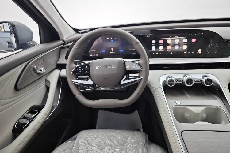 Used EXEED Stellar C-DM 2024 1.5T Long-Range Pro
