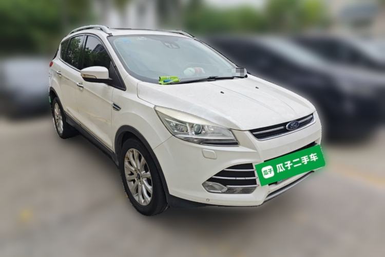 Used Ford Kuga 2013 2.0L GTDi Four-Wheel Drive Premium Model Front Right 45 Deg