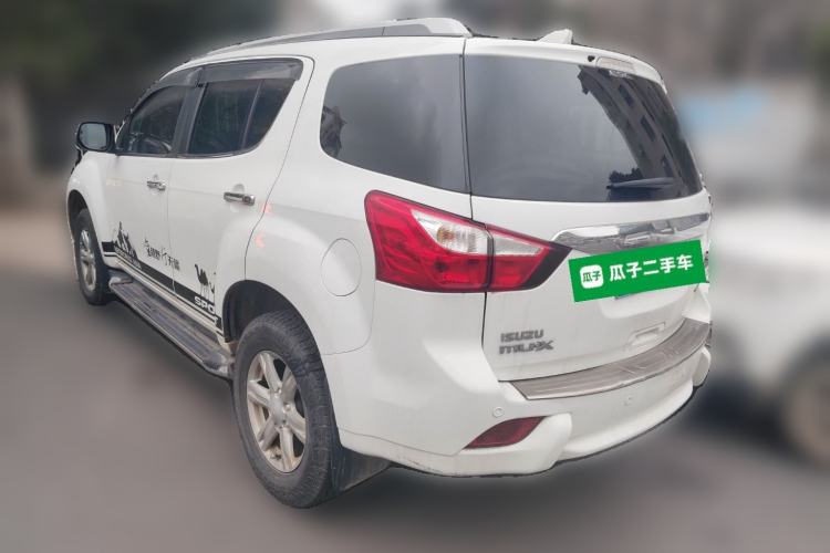 Used Isuzu mu-X 2017 3.0T Four-Wheel Drive Automatic Luxury Edition 5 Seats China IV Standard